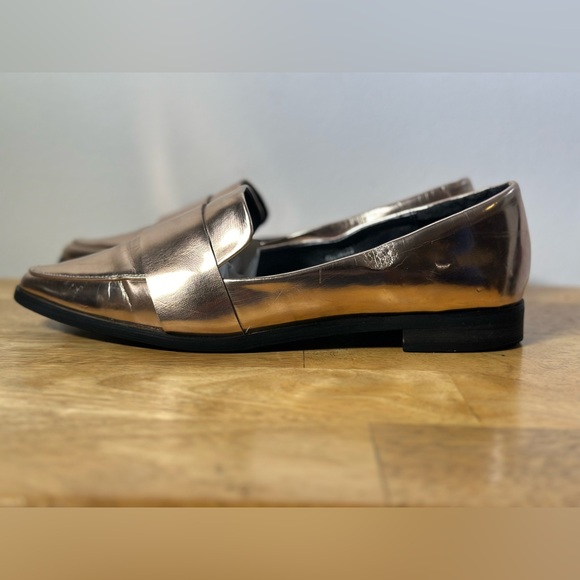 Forever 21 Electric Rose Gold Pointed Toe Loafers - Picture 2 of 7